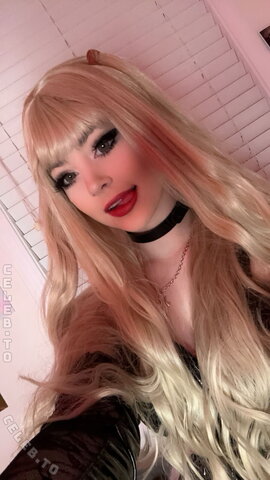 Strifecos nude photo 32