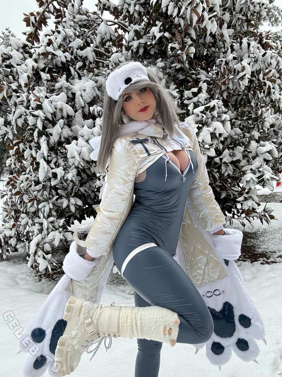 Strifecos nude photo 24