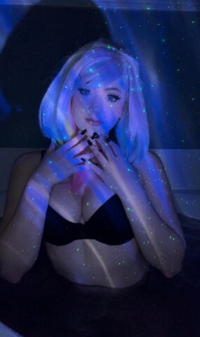 Strifecos nude photo 8