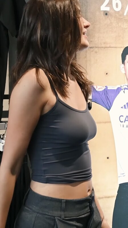 Stuntpegg Nieve Petruzziello nude photo 7