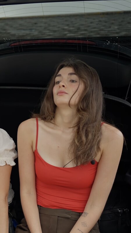 Stuntpegg Nieve Petruzziello nude photo 2