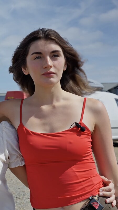 Stuntpegg Nieve Petruzziello nude photo 6