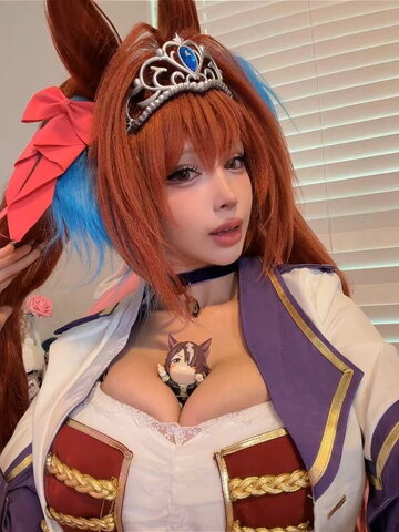 Suaki Rin nude photo 1