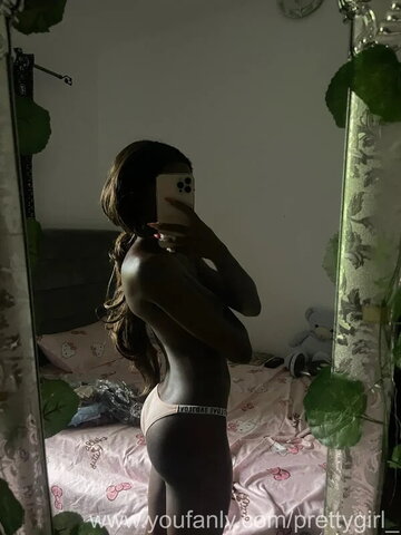 Succubus nude photo 5