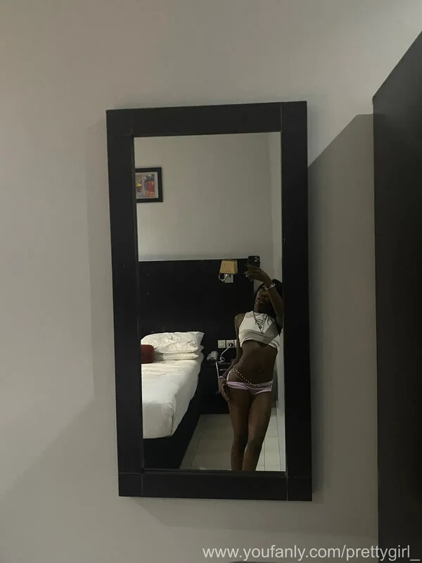 Succubus nude photo 8