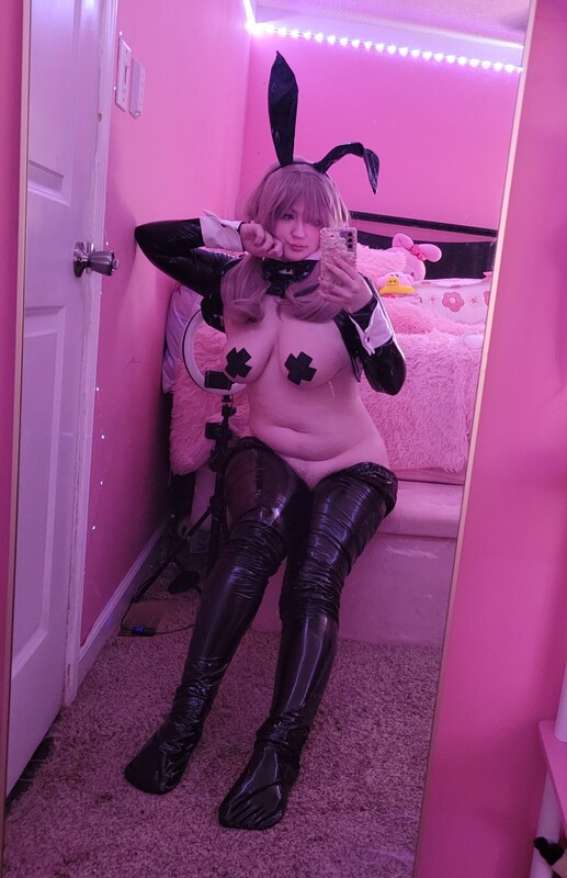 SugaryMello nude photo 3