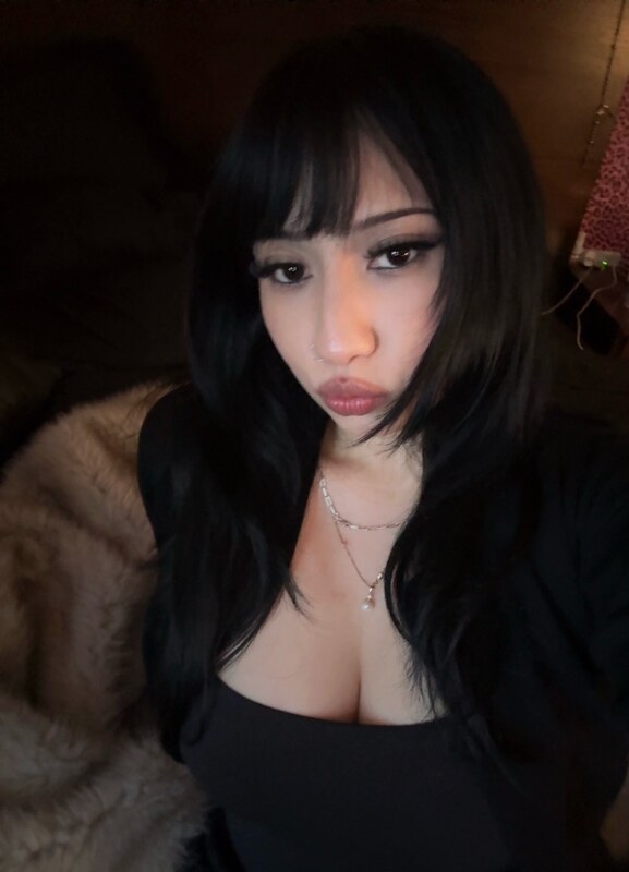 Suilios nude photo 4