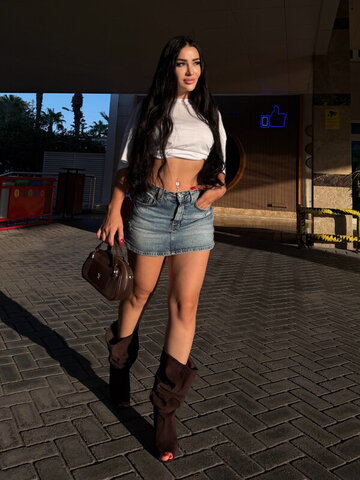 sumeyye nude photo 11
