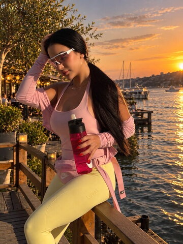 sumeyye nude photo 1