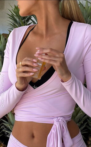 Summer Rose Hart nude photo 16