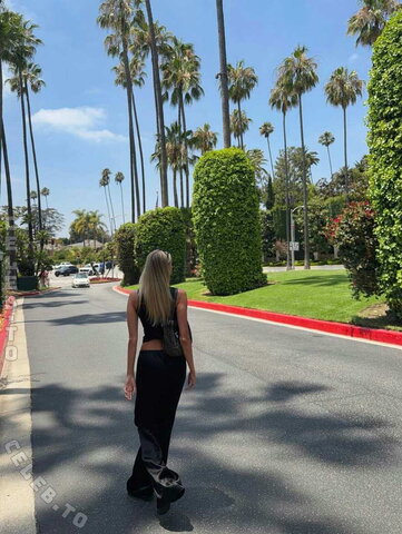 Summer Rose Hart nude photo 11