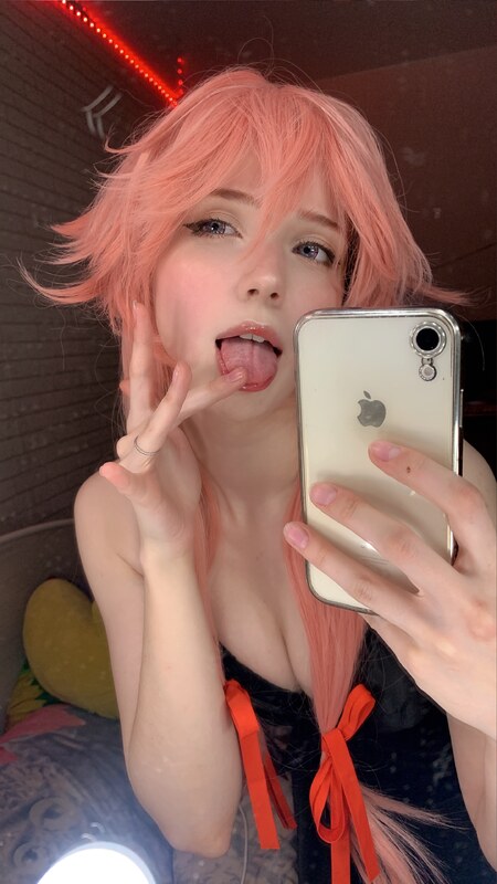 Sun A nude photo 16