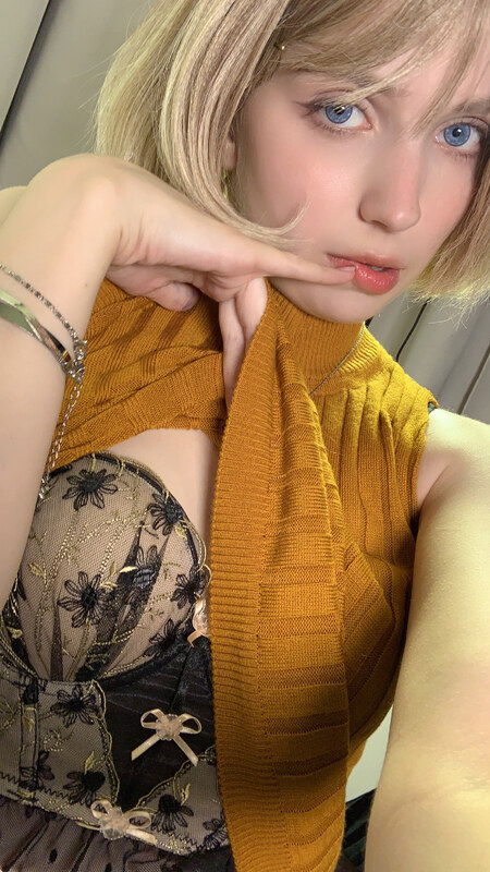 Sun A nude photo 9