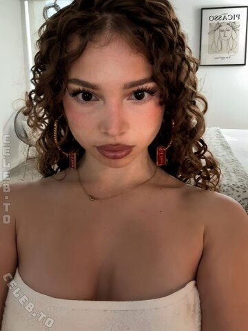 Sunday Kalogeras nude photo 16