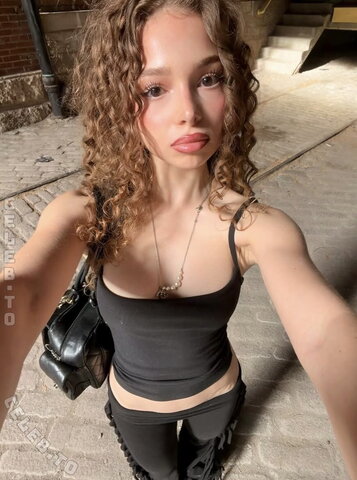 Sunday Kalogeras nude photo 1