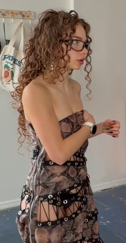 Sunday Kalogeras nude photo 1