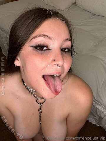 Super baddie nude photo 9