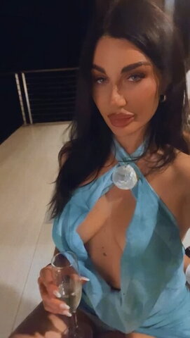 Suppasamm Hot (17 photos)