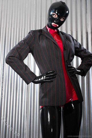 Susan Wayland – Smoking Rubber Doll (2007)