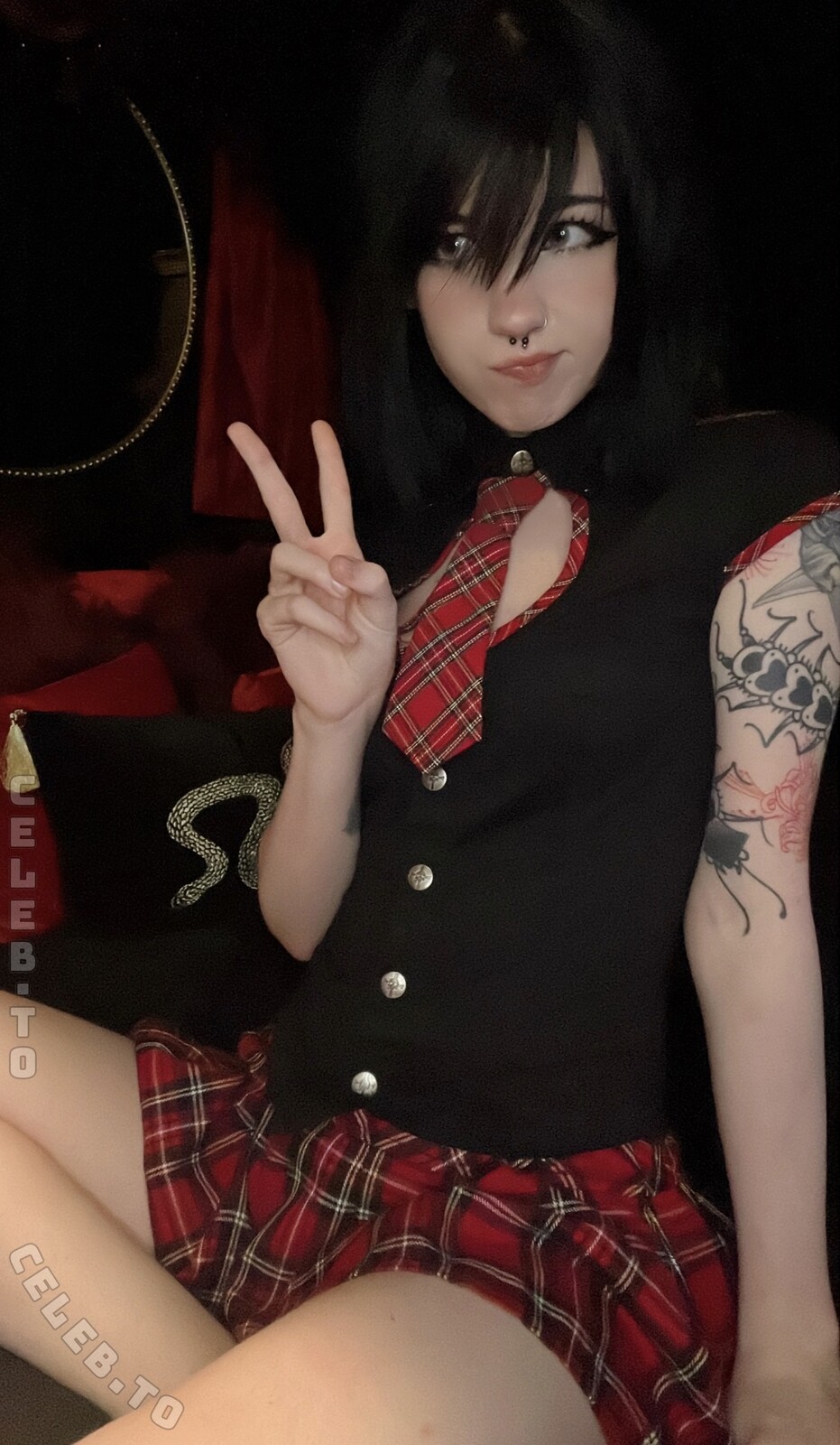 Sushiflavoredmilk nude photo 2