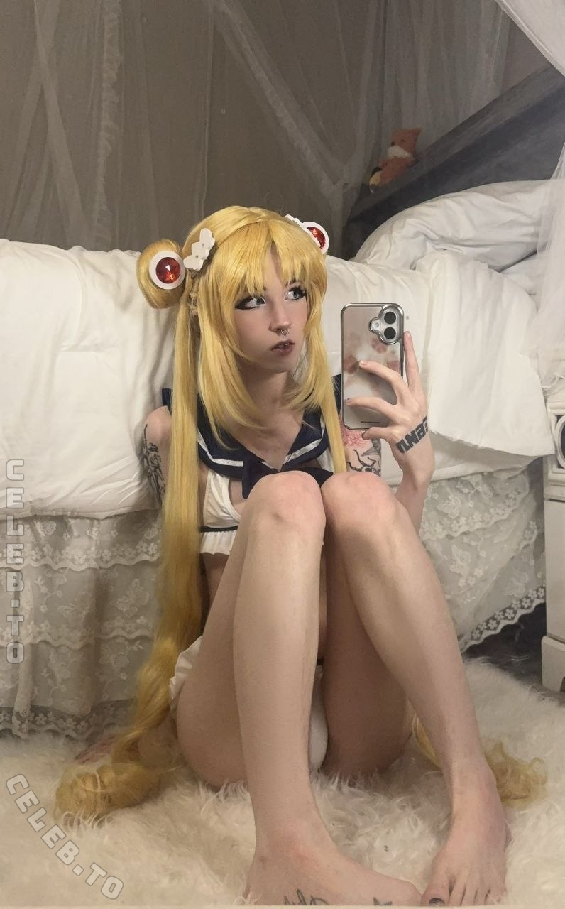 Sushiflavoredmilk nude photo 1