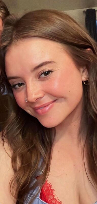 Susividal nude photo 7