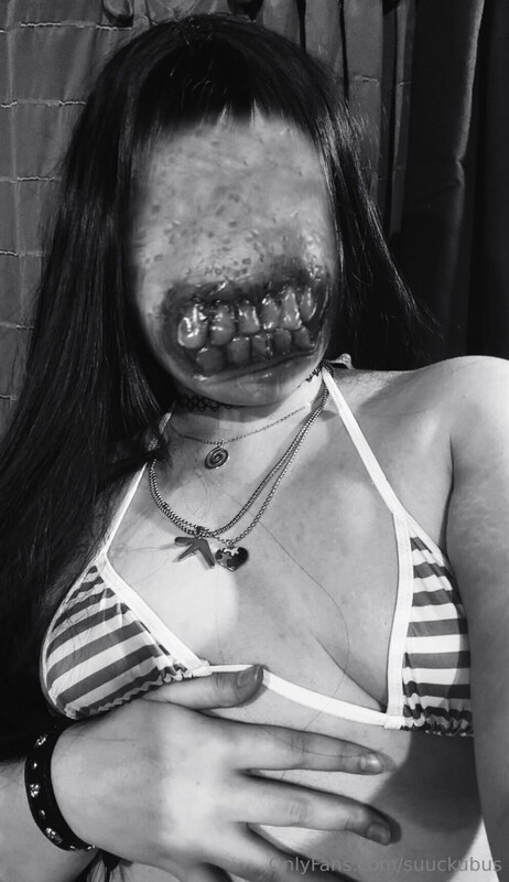 suuckubus nude photo 9
