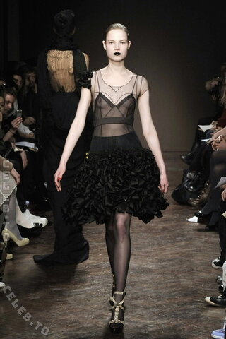 Suvi Koponen - London Giles F/W 2008 #seethrough