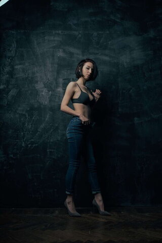 suzdalera nude photo 10