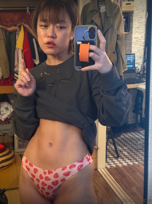suzuka.muscle nude photo 4