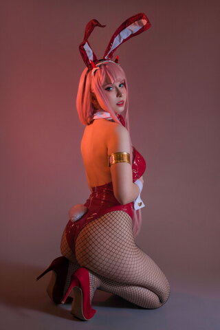 SuzuSparkle nude photo 9