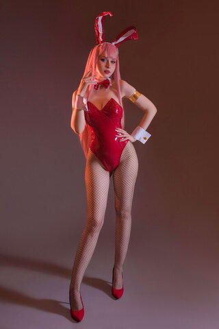 SuzuSparkle nude photo 3
