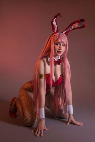 SuzuSparkle nude photo 2