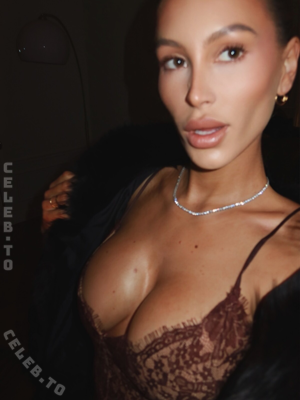 Svenjafo nude photo 2
