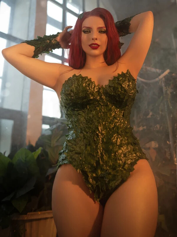 svizee nude photo 7