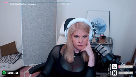 Swebliss nude photo 3
