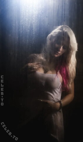 sweetblondie94 photo 4