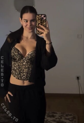 sweetmaddyhill, maddyhilll nude photo 18