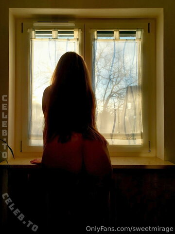 Sweetmirage nude photo 23