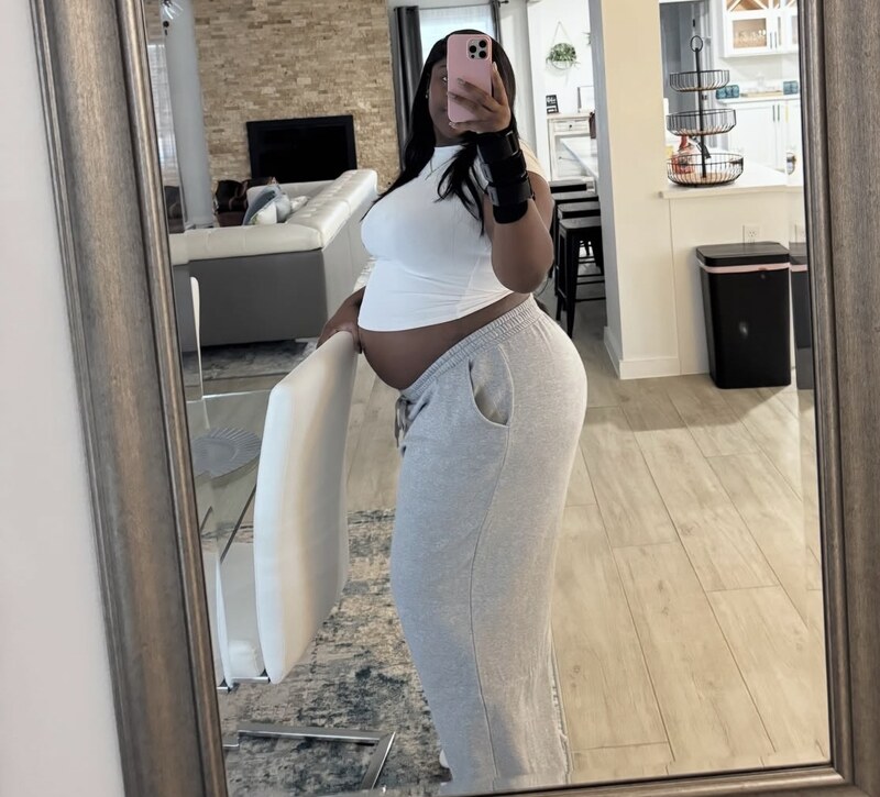 Sweettoothh nude photo 2