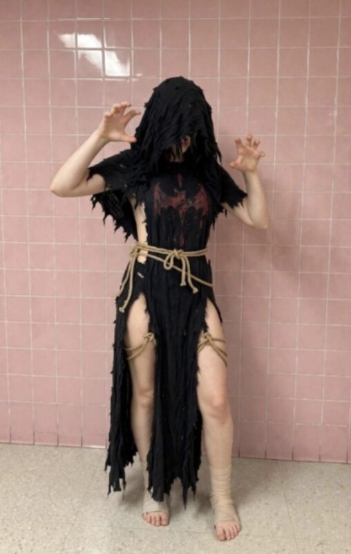 Sycho-Girl nude photo 4