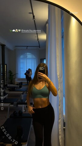 Sydney Ramolla nude photo 73