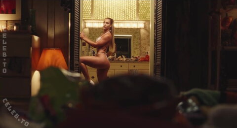 Sydney Sweeney nude photo 98