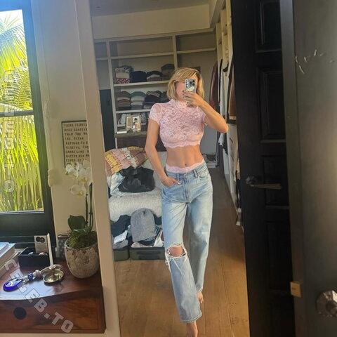 Sydney Sweeney nude photo 211