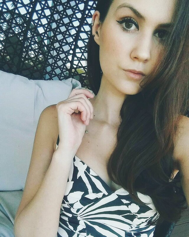 Sydney Watson nude photo 3