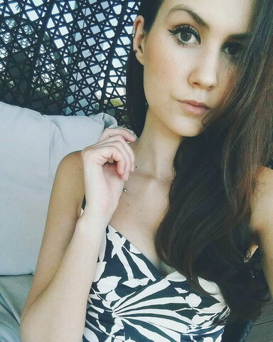 Sydney Watson nude photo 34
