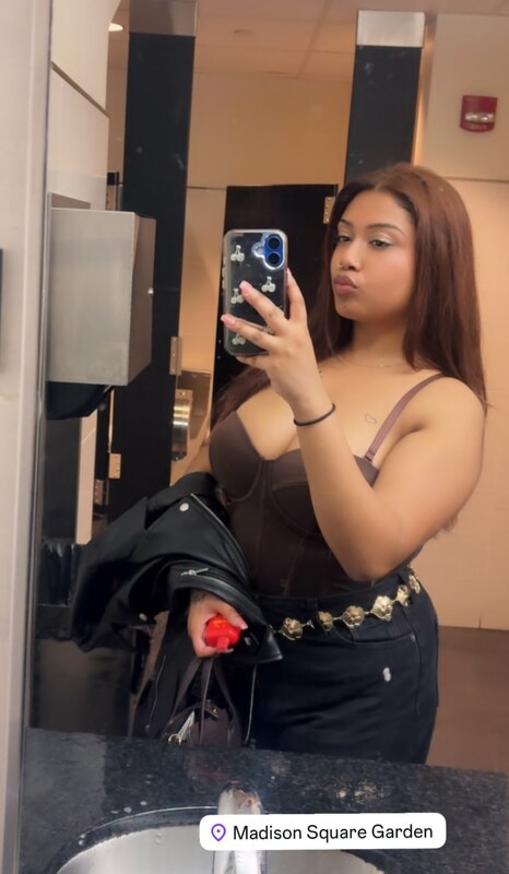 Syeda nude photo 1