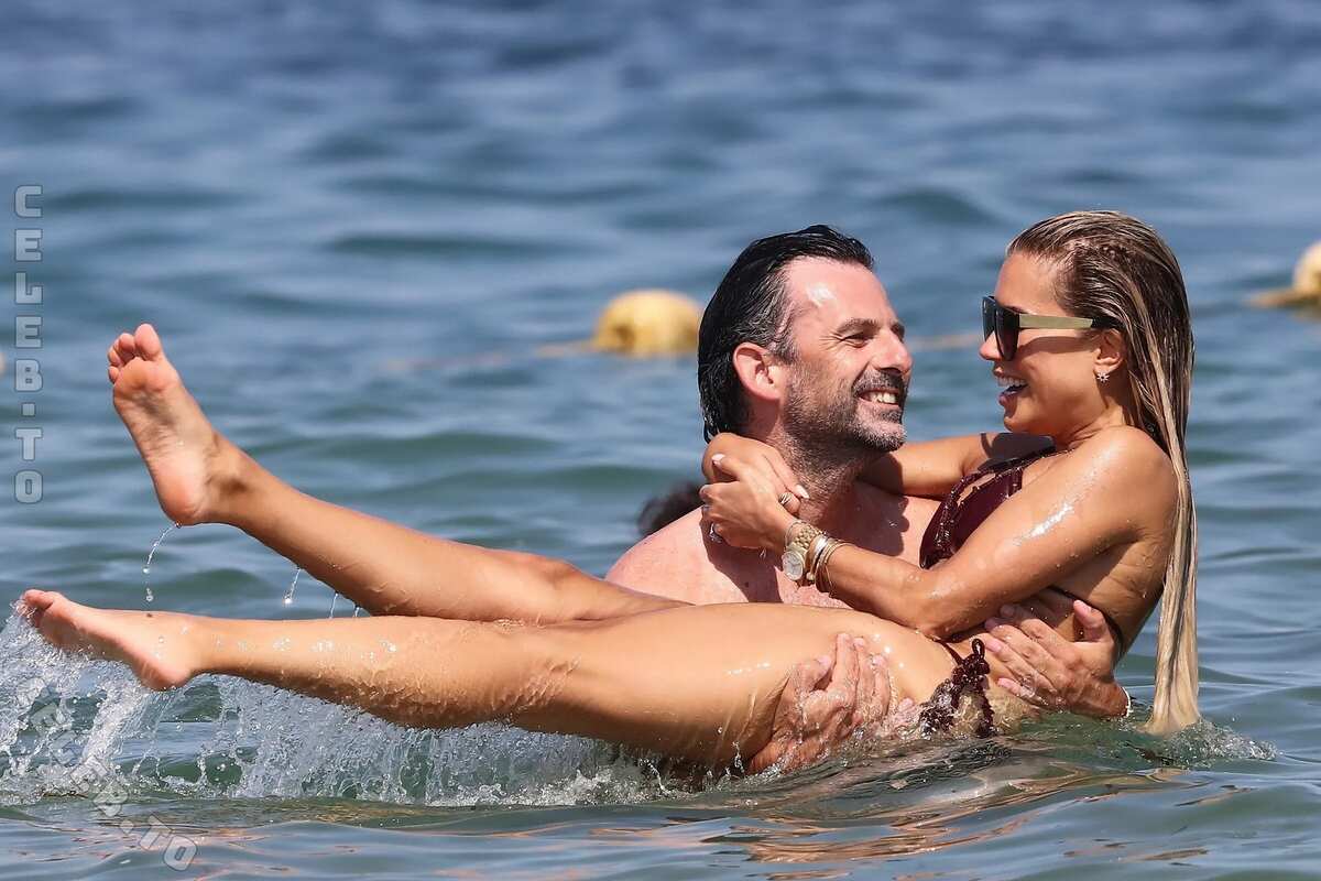 Sylvie Meis nude photo 14