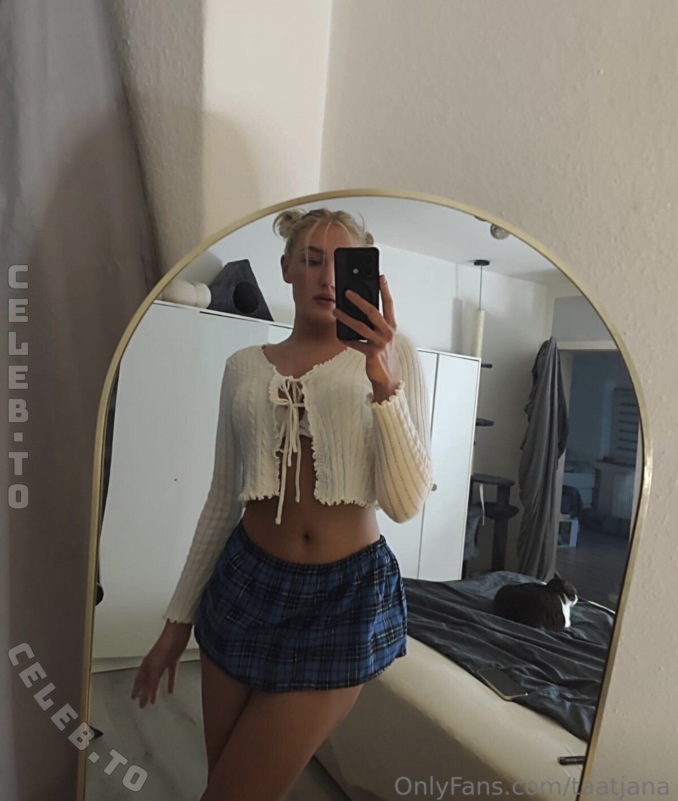Taatjana nude photo 2