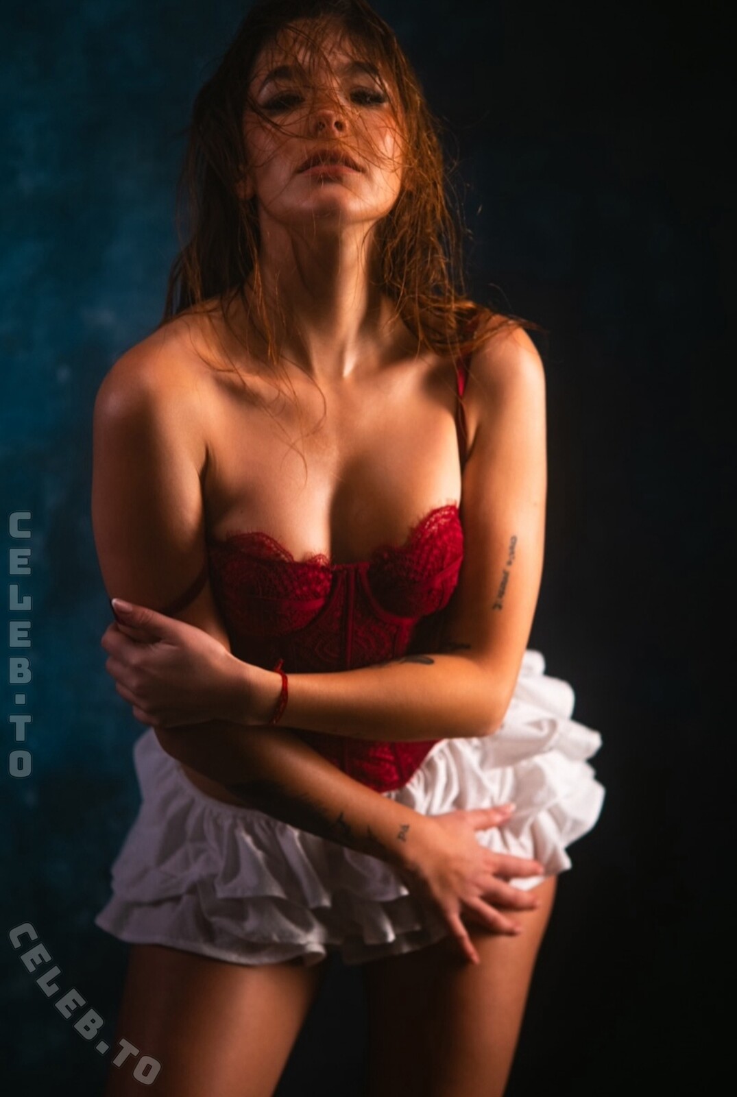 Taidudok nude photo 3